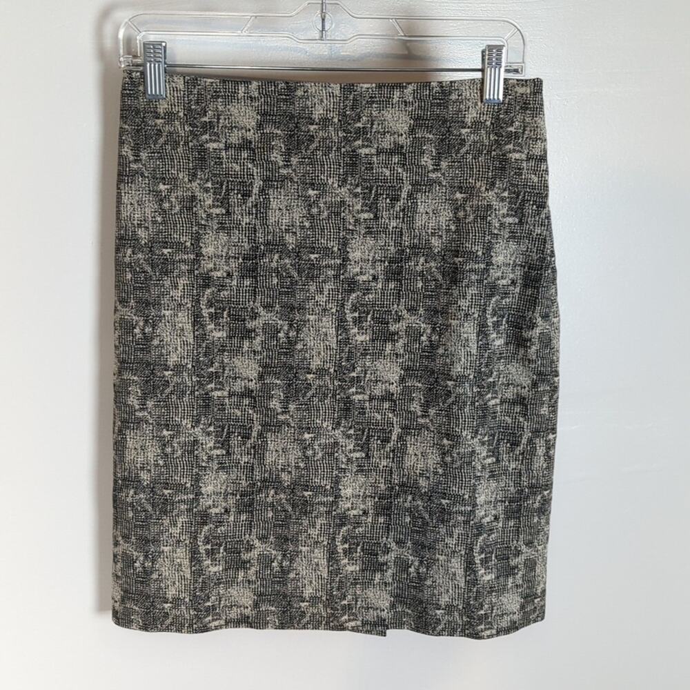 MM Lafleur Pencil Skirt